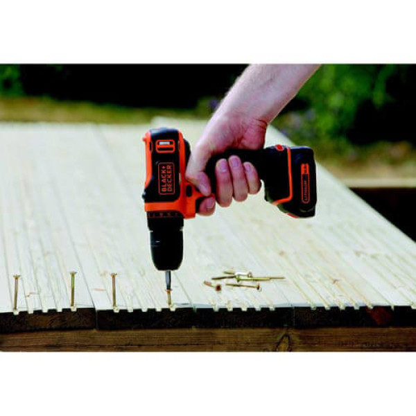 Дрель-шуруповерт аккумуляторная BLACK+DECKER BDCDD12 Дрель-шуруповерт аккумуляторная BLACK+DECKER BDCDD12
