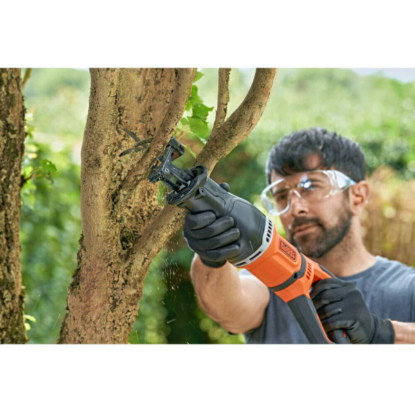 Пила сабельная сетевая BLACK+DECKER BES301 Пила сабельная сетевая BLACK+DECKER BES301