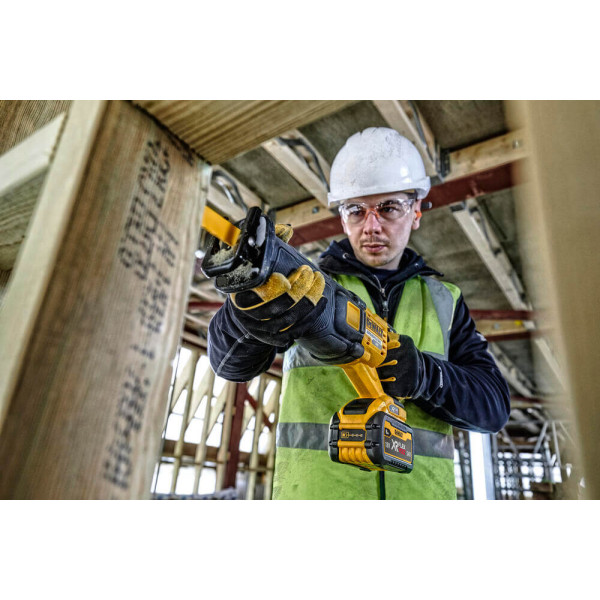Пила сабельная аккумуляторная DeWALT DCS389NT Пила сабельная аккумуляторная DeWALT DCS389NT