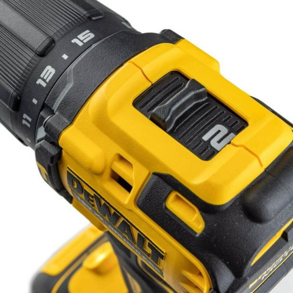 Дриль-шурупокрут акумуляторний безщітковий ударний DeWALT DCD709P2T Дриль-шурупокрут акумуляторний безщітковий ударний DeWALT DCD709P2T