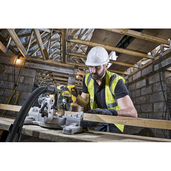 Пила торцювальна мережева DeWALT DWS774 Пила торцювальна мережева DeWALT DWS774