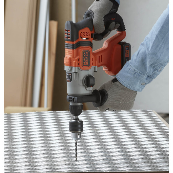 Перфоратор аккумуляторный BLACK+DECKER BCD900D1S Перфоратор аккумуляторный BLACK+DECKER BCD900D1S