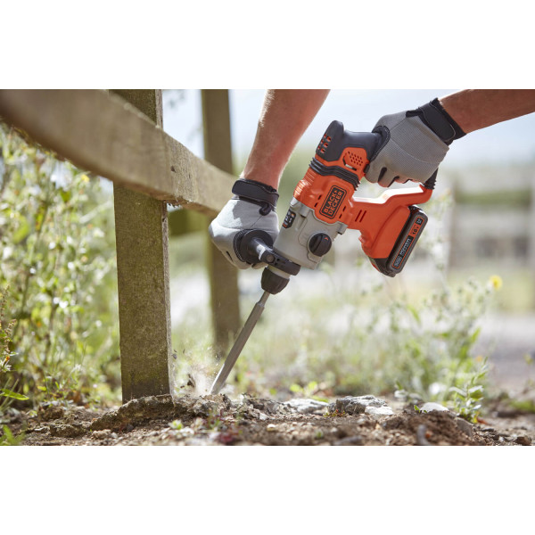 Перфоратор аккумуляторный BLACK+DECKER BCD900D1S Перфоратор аккумуляторный BLACK+DECKER BCD900D1S