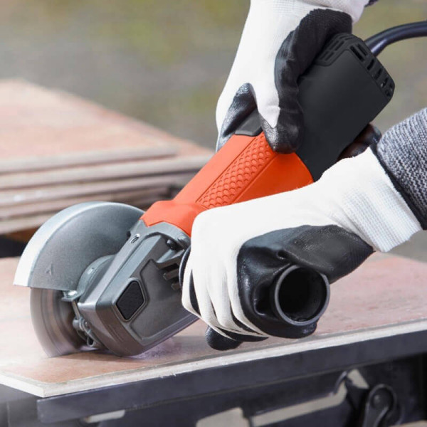Шлифмашина угловая - болгарка сетевая BLACK+DECKER BEG120 Шлифмашина угловая - болгарка сетевая BLACK+DECKER BEG120
