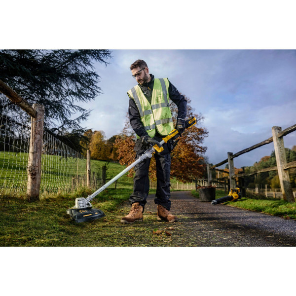 Коса аккумуляторная бесщеточная DeWALT DCMST561P1 Коса аккумуляторная бесщеточная DeWALT DCMST561P1