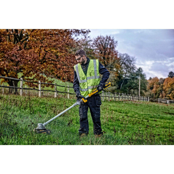 Коса аккумуляторная бесщеточная DeWALT DCMST561P1 Коса аккумуляторная бесщеточная DeWALT DCMST561P1