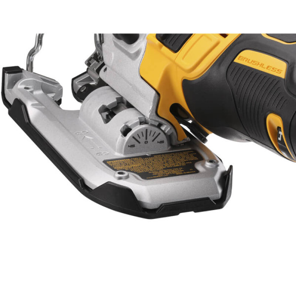 Пила лобзиковая аккумуляторная бесщеточная DeWALT DCS335NT Пила лобзиковая аккумуляторная бесщеточная DeWALT DCS335NT