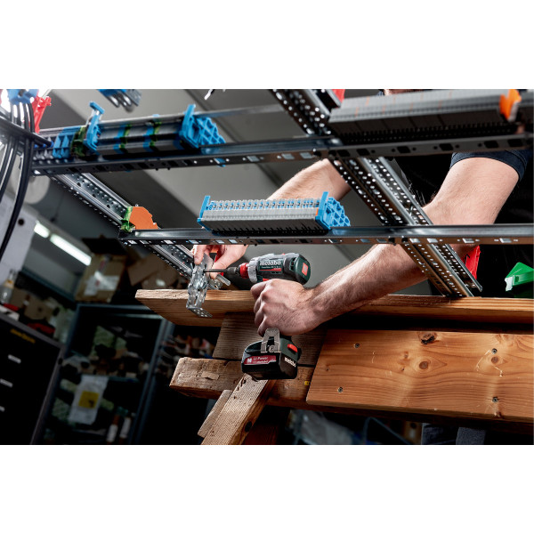 Акумуляторний дриль-шурупокрут Metabo PowerMaxx BS 12 BL Q Pro (601045920) Акумуляторний дриль-шурупокрут Metabo PowerMaxx BS 12 BL Q Pro (601045920)