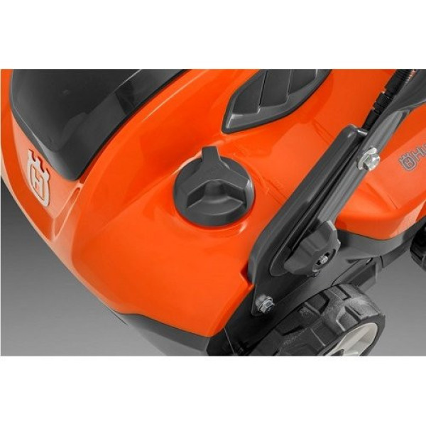 Скарифікатор електричний Husqvarna S 138C 2в1 Скарифікатор електричний Husqvarna S 138C 2в1
