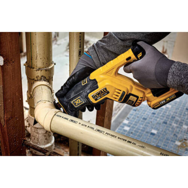 Пила сабельная аккумуляторная бесщеточная DeWALT DCS367P2 Пила сабельная аккумуляторная бесщеточная DeWALT DCS367P2