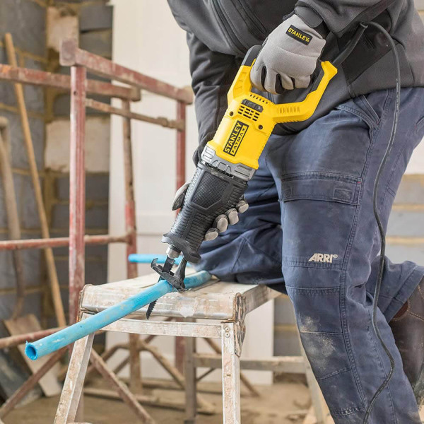 Пила шабельна мережева STANLEY FATMAX FME360 Пила шабельна мережева STANLEY FATMAX FME360