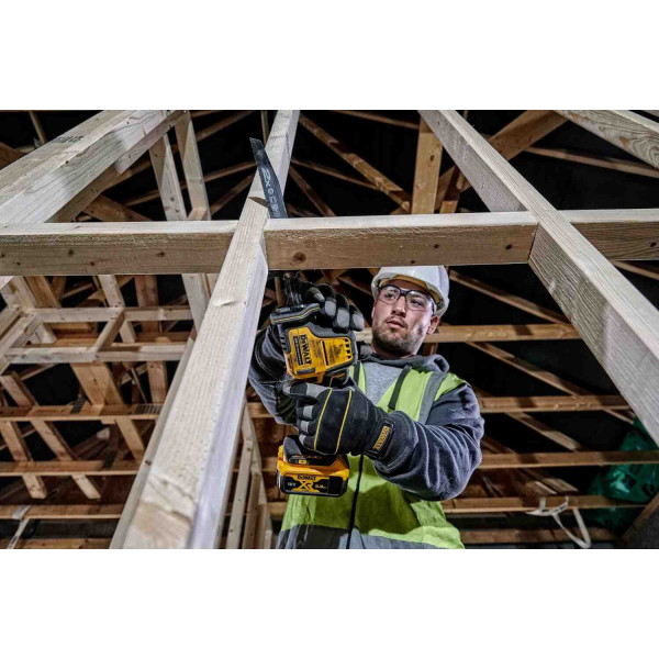 Пилка шабельна акумуляторна безщіткова DeWALT DCS369P2 Пилка шабельна акумуляторна безщіткова DeWALT DCS369P2