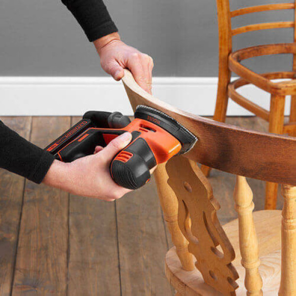 Шліфмашина вібраційна акумуляторна BLACK+DECKER BDCDS18 Шліфмашина вібраційна акумуляторна BLACK+DECKER BDCDS18