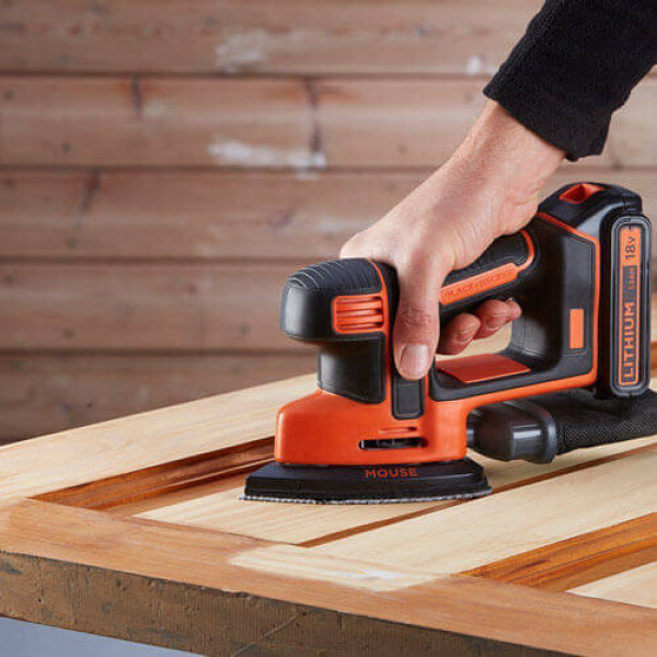 Шліфмашина вібраційна акумуляторна BLACK+DECKER BDCDS18 Шліфмашина вібраційна акумуляторна BLACK+DECKER BDCDS18