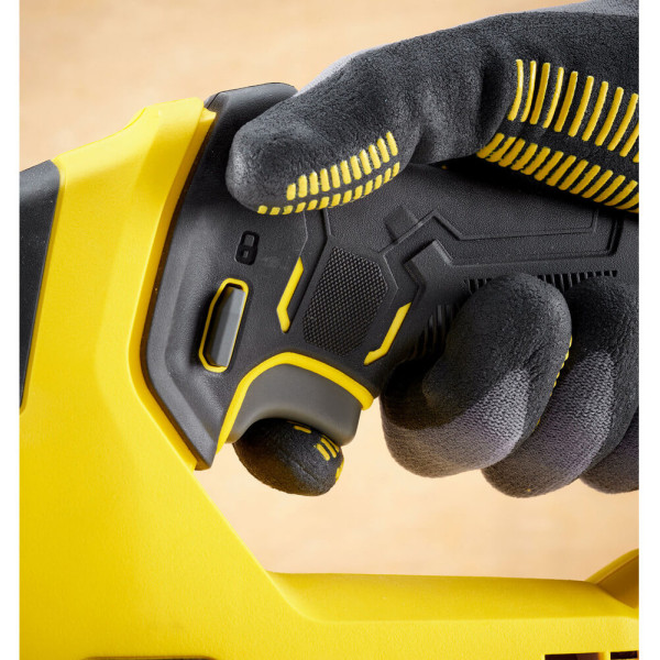Пила лобзиковая аккумуляторная STANLEY FATMAX SFMCS600B Пила лобзиковая аккумуляторная STANLEY FATMAX SFMCS600B