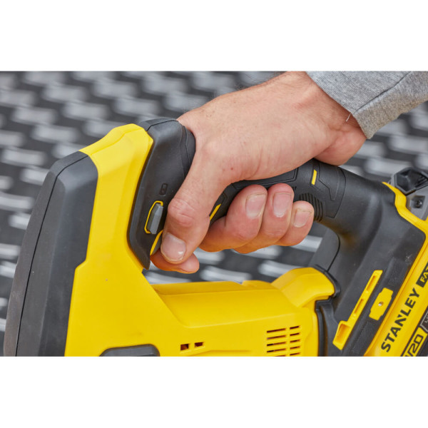 Пила лобзиковая аккумуляторная STANLEY FATMAX SFMCS600B Пила лобзиковая аккумуляторная STANLEY FATMAX SFMCS600B