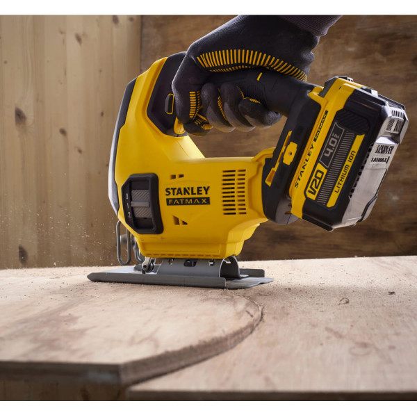 Пила лобзиковая аккумуляторная STANLEY FATMAX SFMCS600B Пила лобзиковая аккумуляторная STANLEY FATMAX SFMCS600B