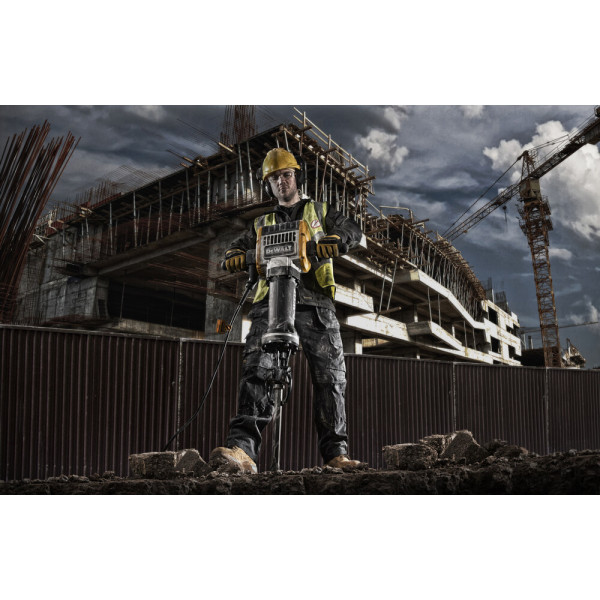 Молоток отбойный сетевой DeWALT D25981K Молоток отбойный сетевой DeWALT D25981K