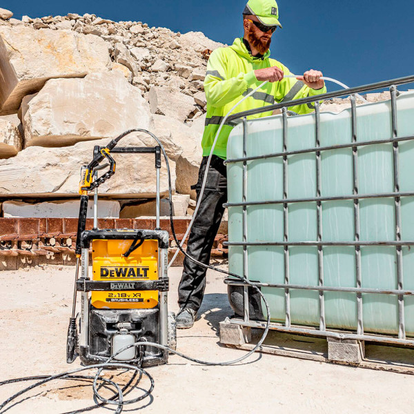 Мийка високого тиску акумуляторна безщіткова DeWALT DCMPW1600N Мийка високого тиску акумуляторна безщіткова DeWALT DCMPW1600N