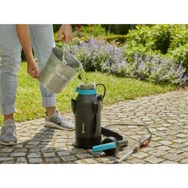 Обприскувач акумуляторний Gardena EasyPump 5 л Обприскувач акумуляторний Gardena EasyPump 5 л