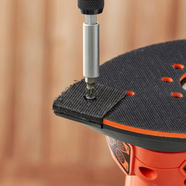 Шліфмашина вібраційна мережева BLACK+DECKER BEW200 Шліфмашина вібраційна мережева BLACK+DECKER BEW200