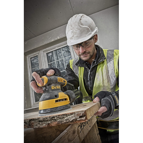 Шліфмашина ексцентрикова мережева DeWALT DWE6423 Шліфмашина ексцентрикова мережева DeWALT DWE6423