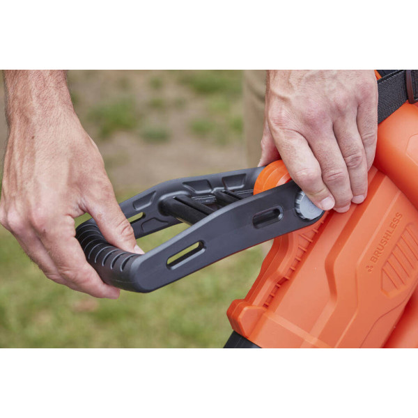 Садовий пилосос акумуляторний безщітковий BLACK+DECKER BCBLV3625L1 Садовий пилосос акумуляторний безщітковий BLACK+DECKER BCBLV3625L1