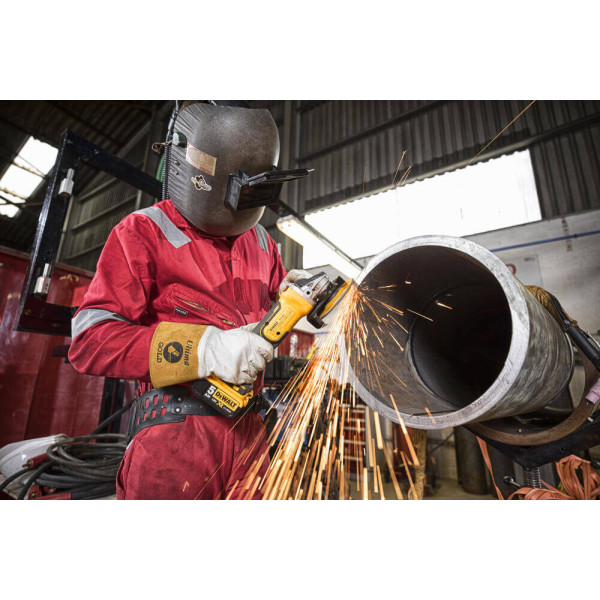 Шліфмашина кутова - болгарка акумуляторна безщіткова DeWALT DCG405P3 Шліфмашина кутова - болгарка акумуляторна безщіткова DeWALT DCG405P3