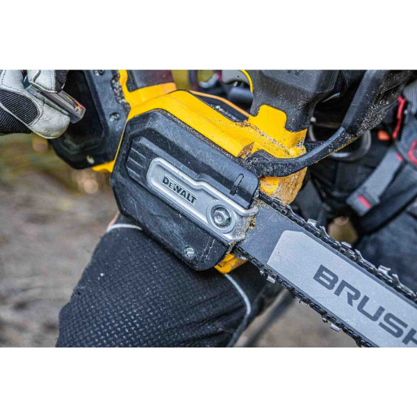 Пилка ланцюгова акумуляторна безщіткова з верхньою рукояткою DeWALT DCMCST635X1 Пилка ланцюгова акумуляторна безщіткова з верхньою рукояткою DeWALT DCMCST635X1