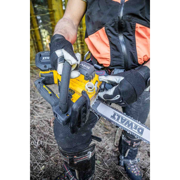Пилка ланцюгова акумуляторна безщіткова з верхньою рукояткою DeWALT DCMCST635X1 Пилка ланцюгова акумуляторна безщіткова з верхньою рукояткою DeWALT DCMCST635X1