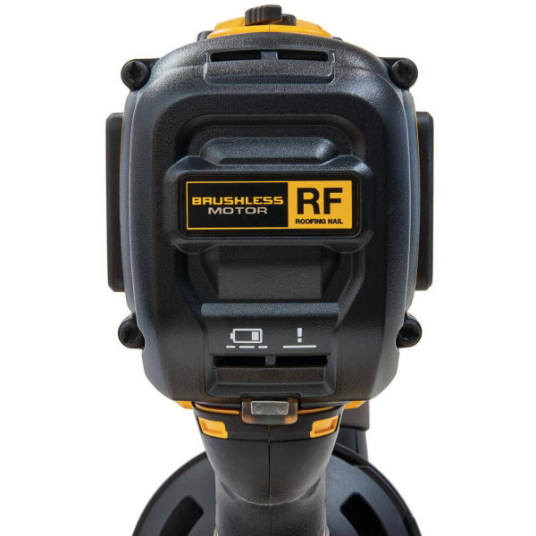 Пістолет цвяхозабивний акумуляторний безщітковий DeWALT DCN45RNN Пістолет цвяхозабивний акумуляторний безщітковий DeWALT DCN45RNN