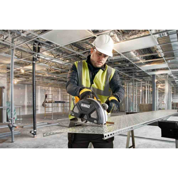 Пилка дискова по металу акумуляторна DeWALT DCS383H2 Пилка дискова по металу акумуляторна DeWALT DCS383H2