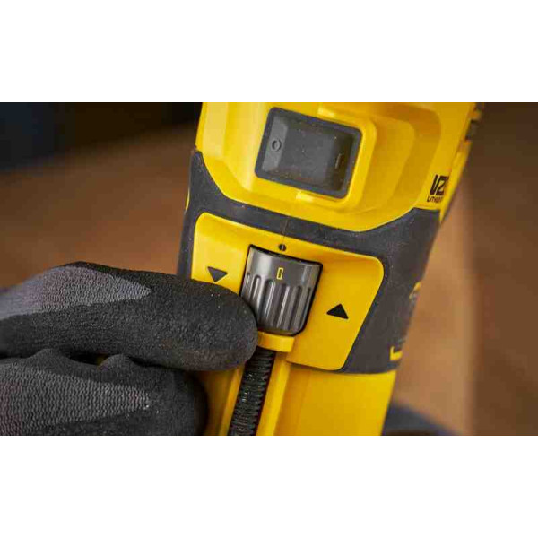 Фрезер аккумуляторный бесщеточный STANLEY FATMAX SFMCW400B Фрезер аккумуляторный бесщеточный STANLEY FATMAX SFMCW400B