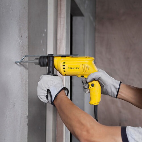Дриль мережевий ударний STANLEY SDH600 Дриль мережевий ударний STANLEY SDH600