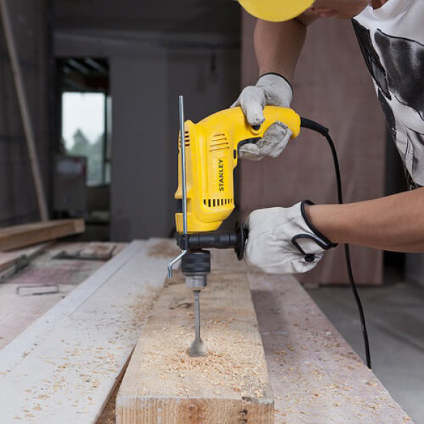 Дриль мережевий ударний STANLEY SDH600 Дриль мережевий ударний STANLEY SDH600