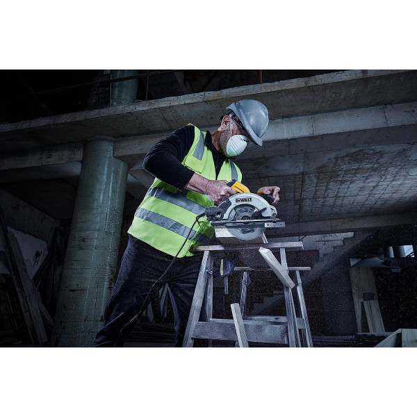 Пила дискова мережева DeWALT DWE5615 Пила дискова мережева DeWALT DWE5615