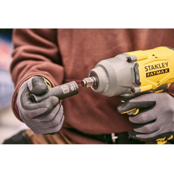 Гайковерт ударний акумуляторний STANLEY FATMAX SFMCF940M1 Гайковерт ударний акумуляторний STANLEY FATMAX SFMCF940M1