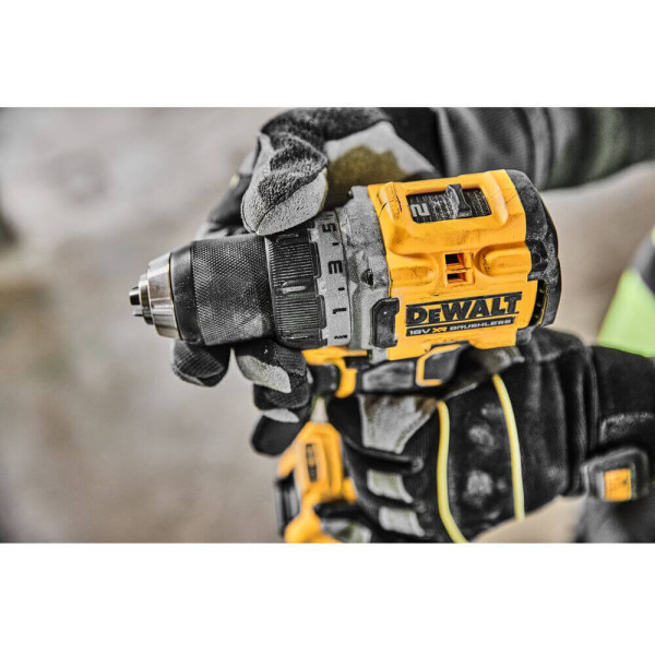 Дриль-шуруповерт акумуляторний безщітковий DeWALT DCD800P2T Дриль-шуруповерт акумуляторний безщітковий DeWALT DCD800P2T