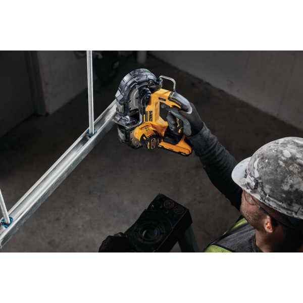 Пила стрічкова акумуляторна безщіткова DeWALT DCS377NT Пила стрічкова акумуляторна безщіткова DeWALT DCS377NT