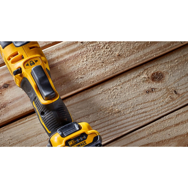 Багатофункціональний інструмент акумуляторний безщітковий DeWALT DCS353D2 Багатофункціональний інструмент акумуляторний безщітковий DeWALT DCS353D2