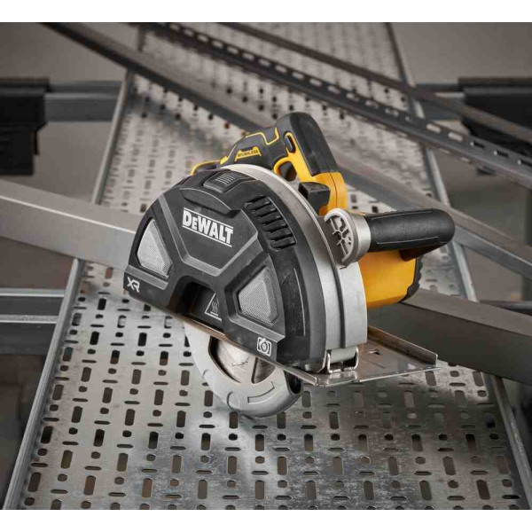 Пилка дискова по металу акумуляторна DeWALT DCS383N Пилка дискова по металу акумуляторна DeWALT DCS383N