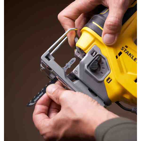 Пила лобзиковая аккумуляторная STANLEY FATMAX SFMCS650B