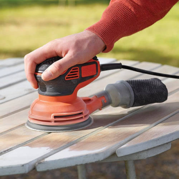 Шліфмашина ексцентрикова мережева BLACK+DECKER KA199 Шліфмашина ексцентрикова мережева BLACK+DECKER KA199