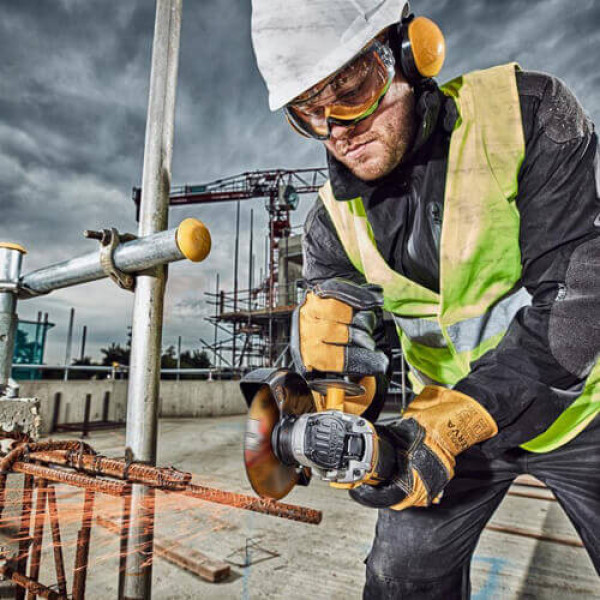 Шліфмашина кутова - болгарка акумуляторна безщіткова DeWALT DCG406NT Шліфмашина кутова - болгарка акумуляторна безщіткова DeWALT DCG406NT