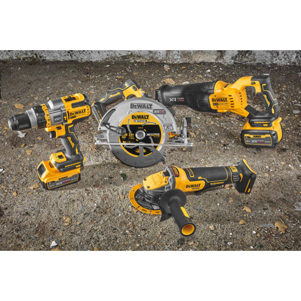 Пила сабельная аккумуляторная DeWALT DCS386NT Пила сабельная аккумуляторная DeWALT DCS386NT