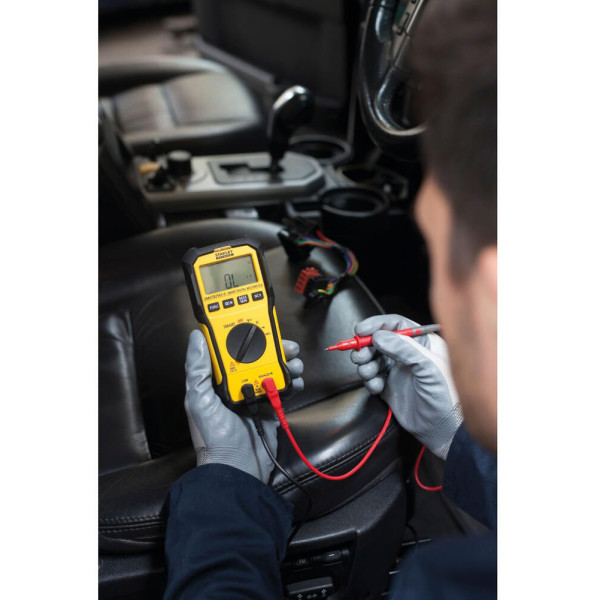 Мультиметр цифровий категорії САТ III STANLEY FMHT82563-0