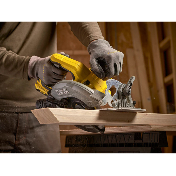 Пила циркулярная аккумуляторная STANLEY FATMAX SFMCS550M2K Пила циркулярная аккумуляторная STANLEY FATMAX SFMCS550M2K