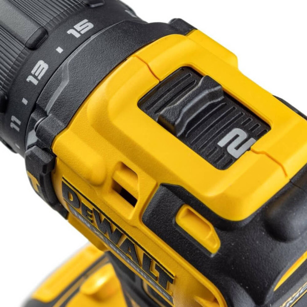 Дриль-шурупокрут акумуляторний безщітковий ударний DeWALT DCD709M2T Дриль-шурупокрут акумуляторний безщітковий ударний DeWALT DCD709M2T